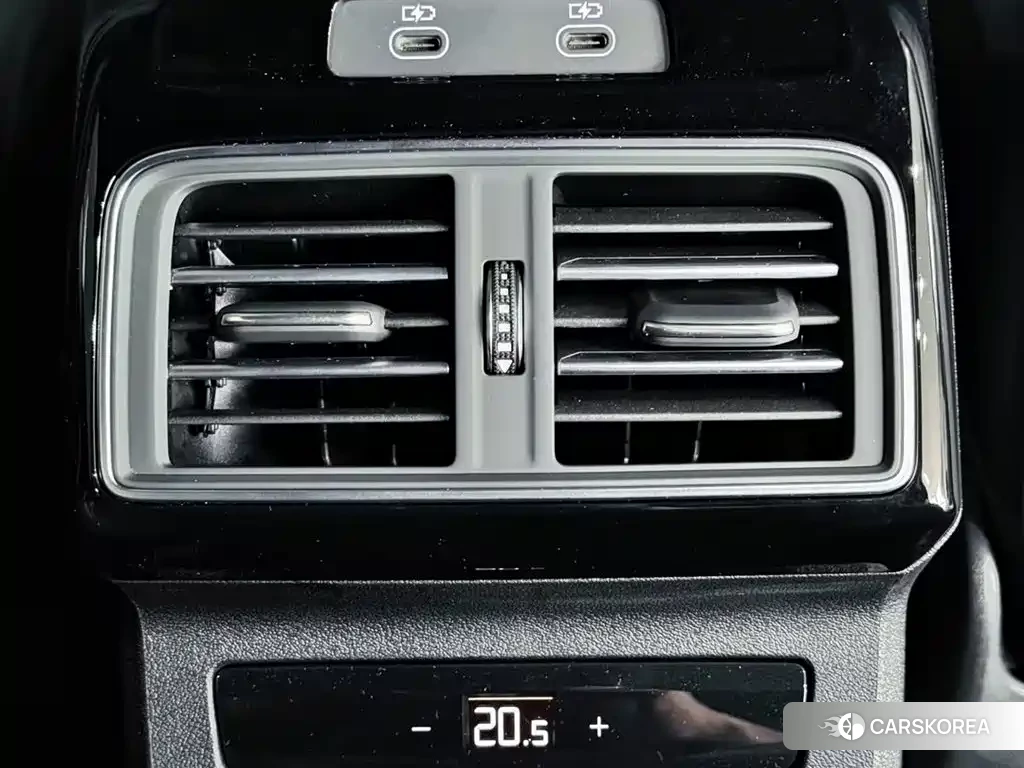 Audi Q5L 2026 Белый из Китая, фото 6