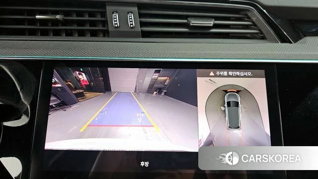 Audi e-Tron 2022 Белый из Кореи, фото 6