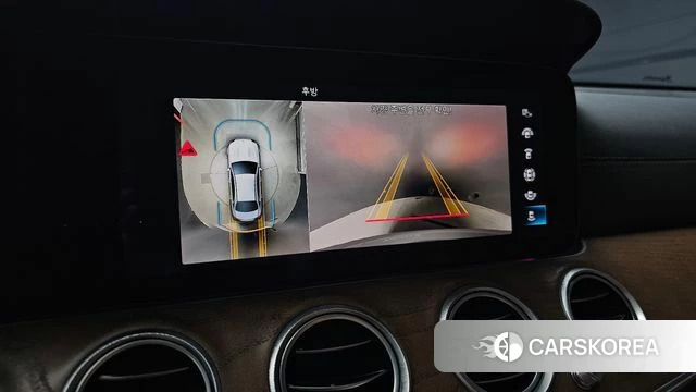 Mercedes-Benz E-Class W213 2021 Серебряный из Кореи, фото 6