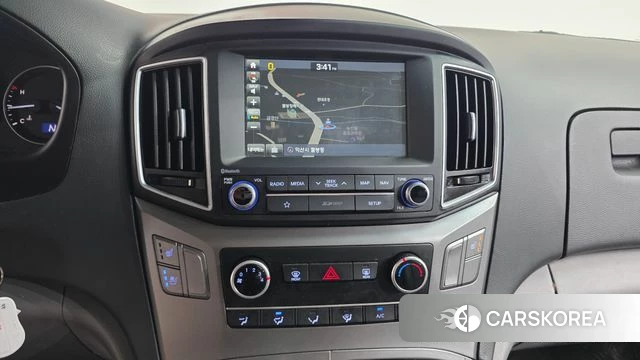 Hyundai The New Grand Starex 2018 Серебристо-серый из Кореи, фото 6