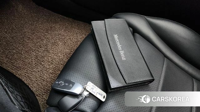 Mercedes-Benz C-Class W205 2019 Белый из Кореи, фото 6