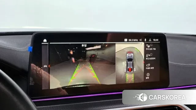 BMW 5 Series (G30) 2023 Серый из Кореи, фото 6