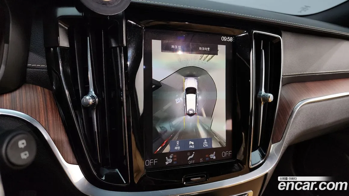 Volvo V60 Cross-Country 2nd Generation 2020 Серый из Кореи, фото 6