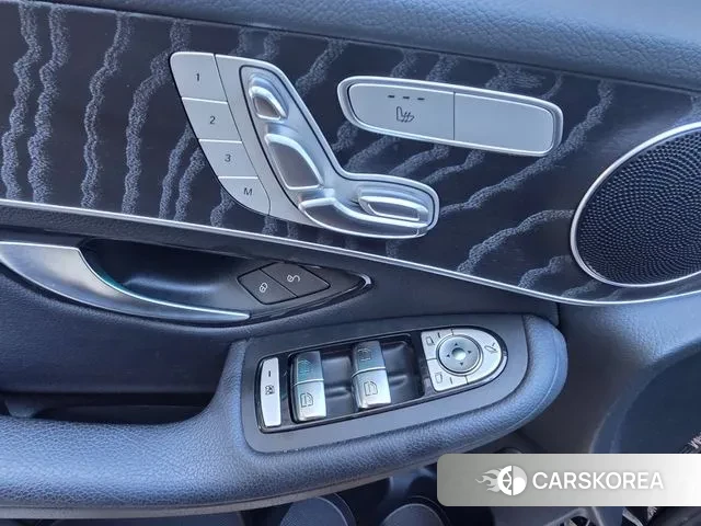 Mercedes-Benz GLC-Class X253 2019 Черный из Кореи, фото 6