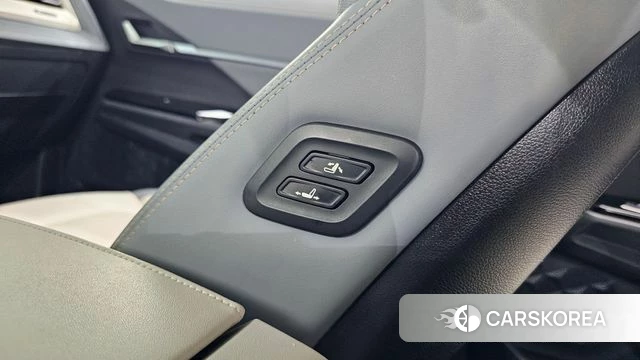 Ssangyong Torres EVX 2024 Белый из Кореи, фото 6