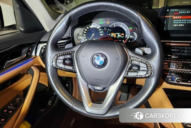 BMW 5 Series (G30) 2018 Белый из Кореи, фото 6