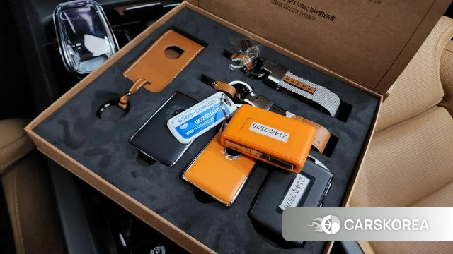 Volvo XC60 second Generation 2023 Белый из Кореи, фото 6