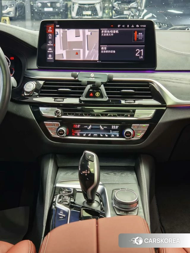 BMW 5 series 2021 Черный из Китая, фото 6