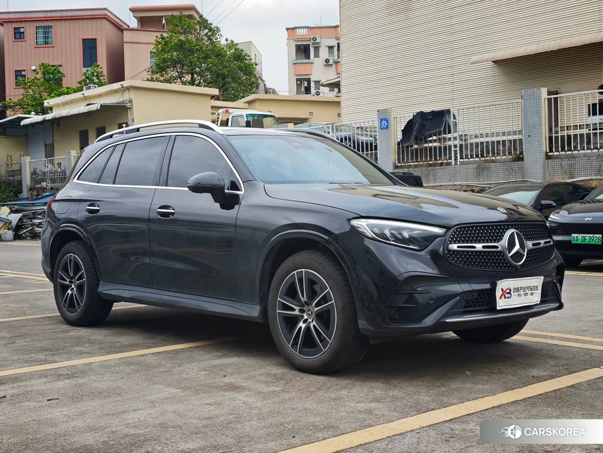 Mercedes-Benz GLC 2024 Черный из Китая, фото 6