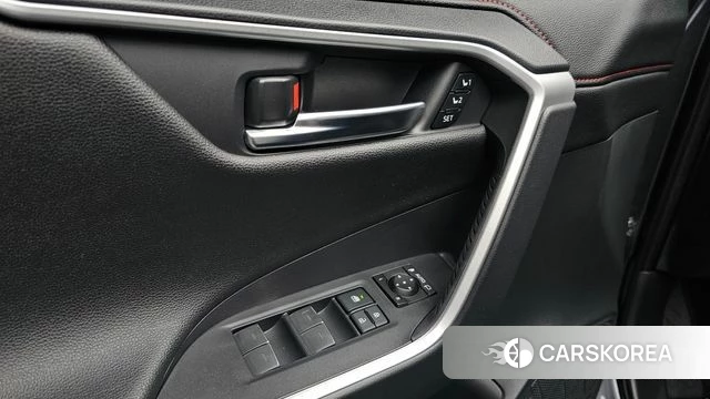 Toyota RAV4 5th Generation 2025 Серый из Кореи, фото 6