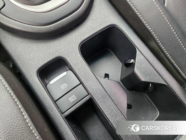 Kia The New K3 2nd generation 2023 Белый из Кореи, фото 6
