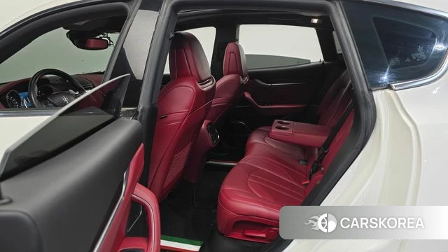 Maserati Levante 2018 Белый из Кореи, фото 6