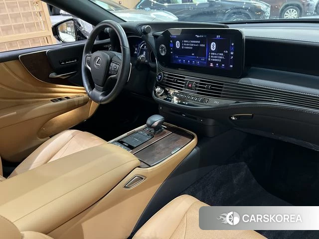 Lexus LS 2022 Черный из Китая, фото 6
