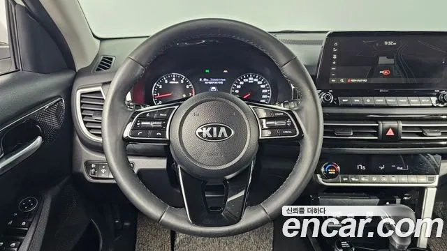 Kia Seltos 2021 Белый из Кореи, фото 6