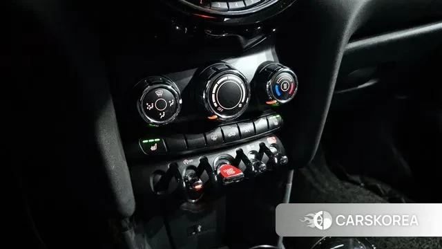 Mini Cooper 2019 Жемчужный цвет из Кореи, фото 6