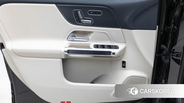 Mercedes-Benz EQB X243 2025 Черный из Кореи, фото 6