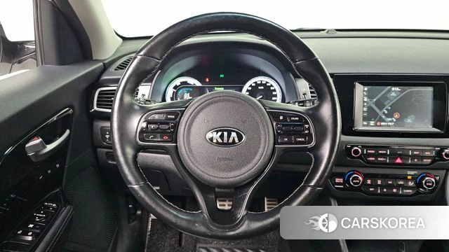 Kia Niro 2018 Белый из Кореи, фото 6