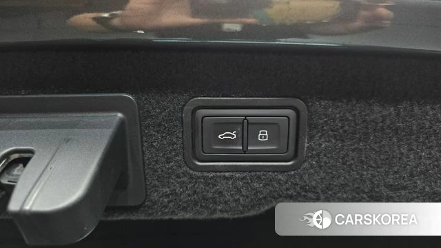 Audi A8 (D5) 2021 Серый из Кореи, фото 6