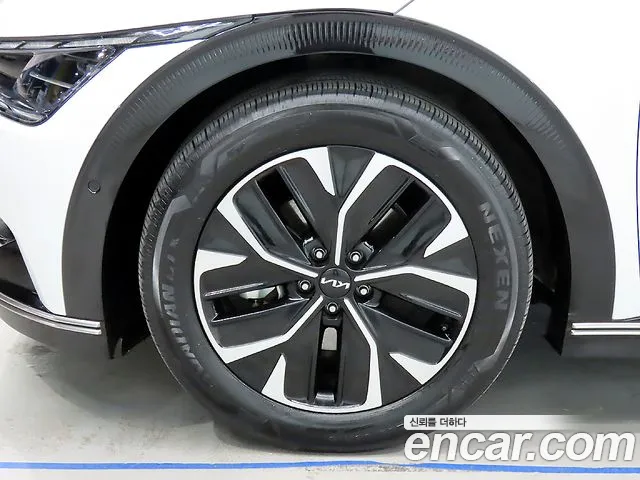 Kia EV6 2022 Белый из Кореи, фото 6