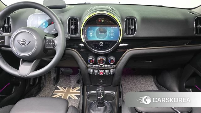 Mini Cooper Countryman 2023 Песочный из Кореи, фото 6