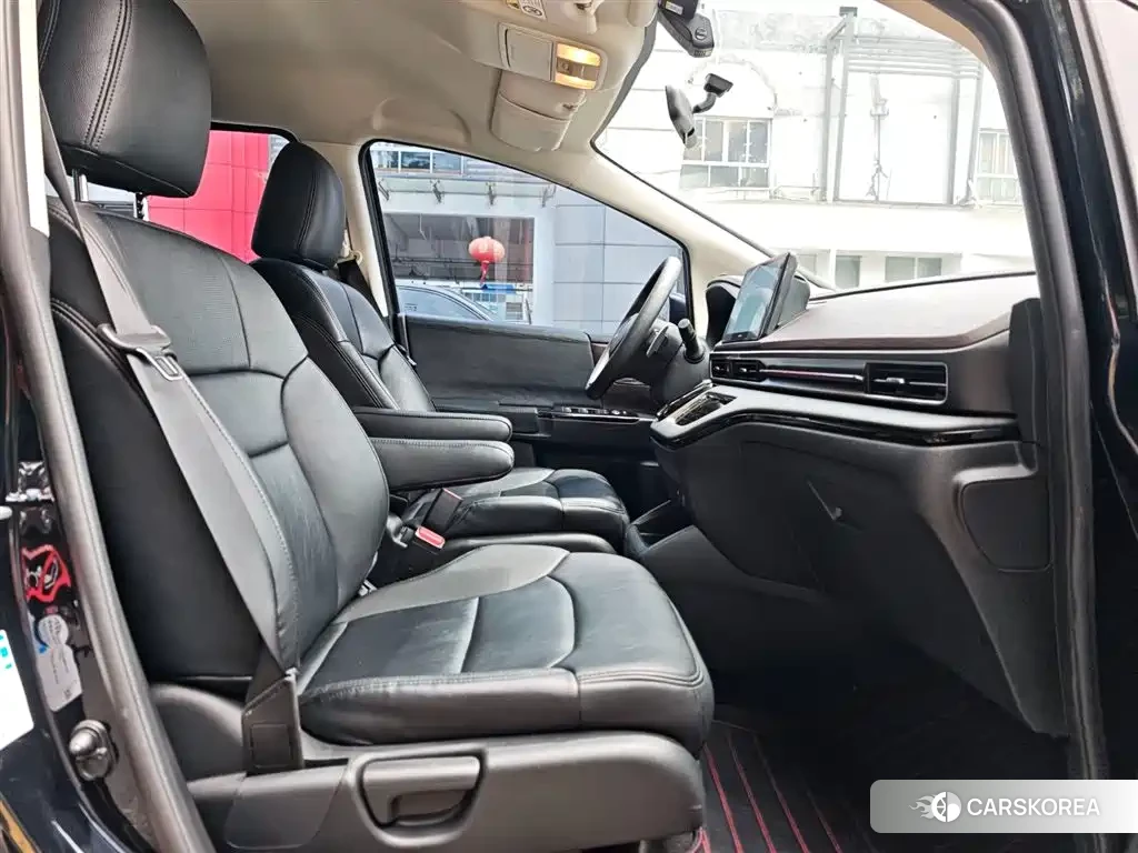 Honda Odyssey 2023 Синий из Китая, фото 6