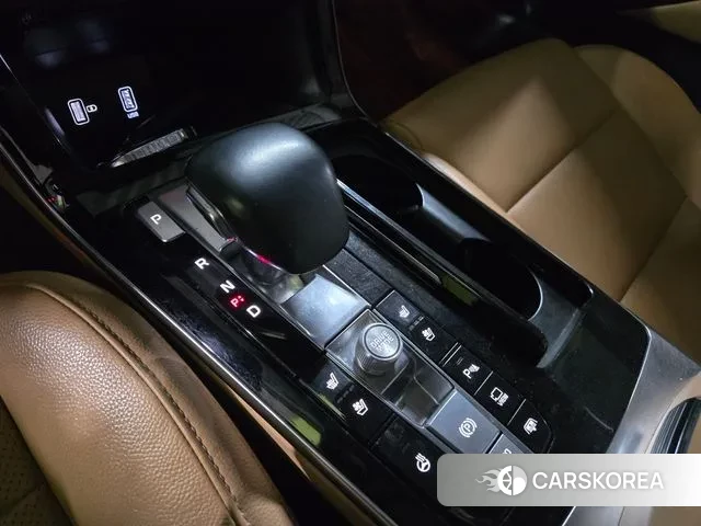 Kia K7 Premier Hybrid 2021 Черный из Кореи, фото 6