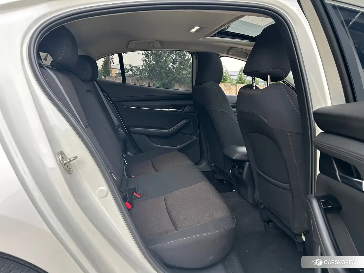 Mazda 3 2023 Белый из Китая, фото 6