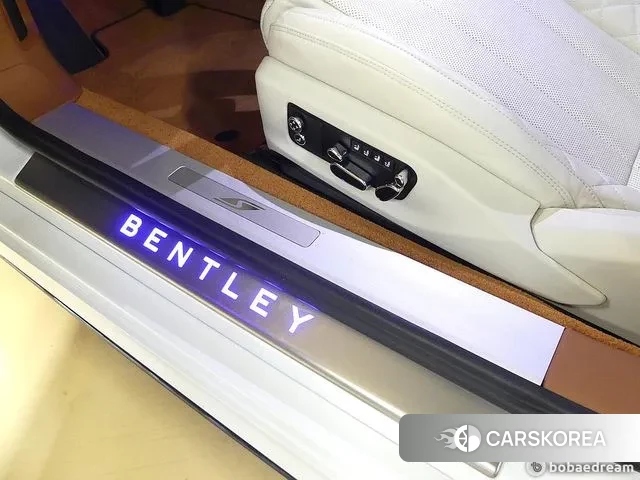 Bentley Continental GT 3rd Generation 2023 Белый из Кореи, фото 6