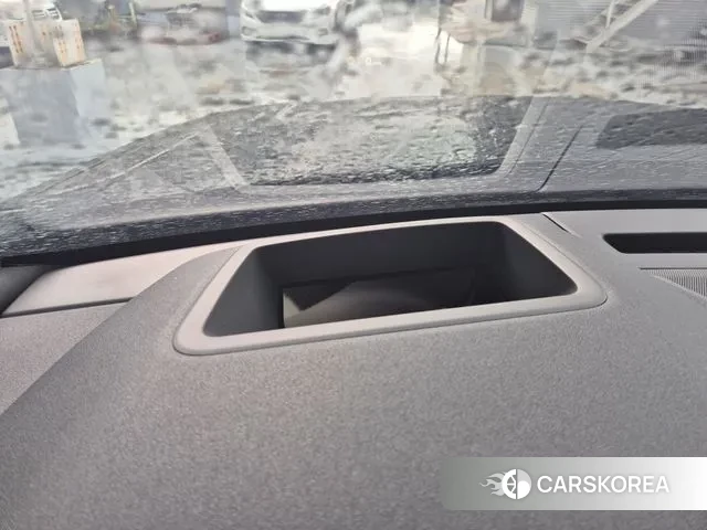 Land Rover Range Rover Velar 2025 Темно-зеленый из Кореи, фото 6