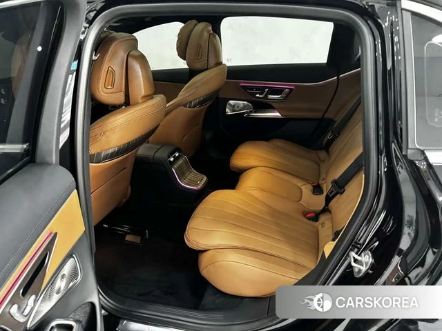 Mercedes-Benz E-class 2025 Черный из Китая, фото 6