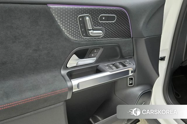 Mercedes-Benz EQB X243 2025 Белый из Кореи, фото 6