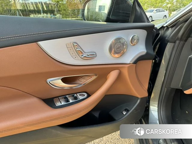 Mercedes-Benz E-class (imported) 2021 Темно-серый из Китая, фото 6