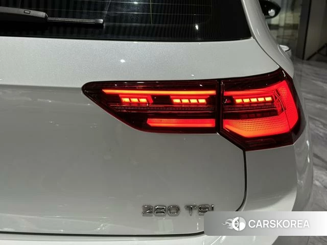 Volkswagen Golf 2022 Белый из Китая, фото 6