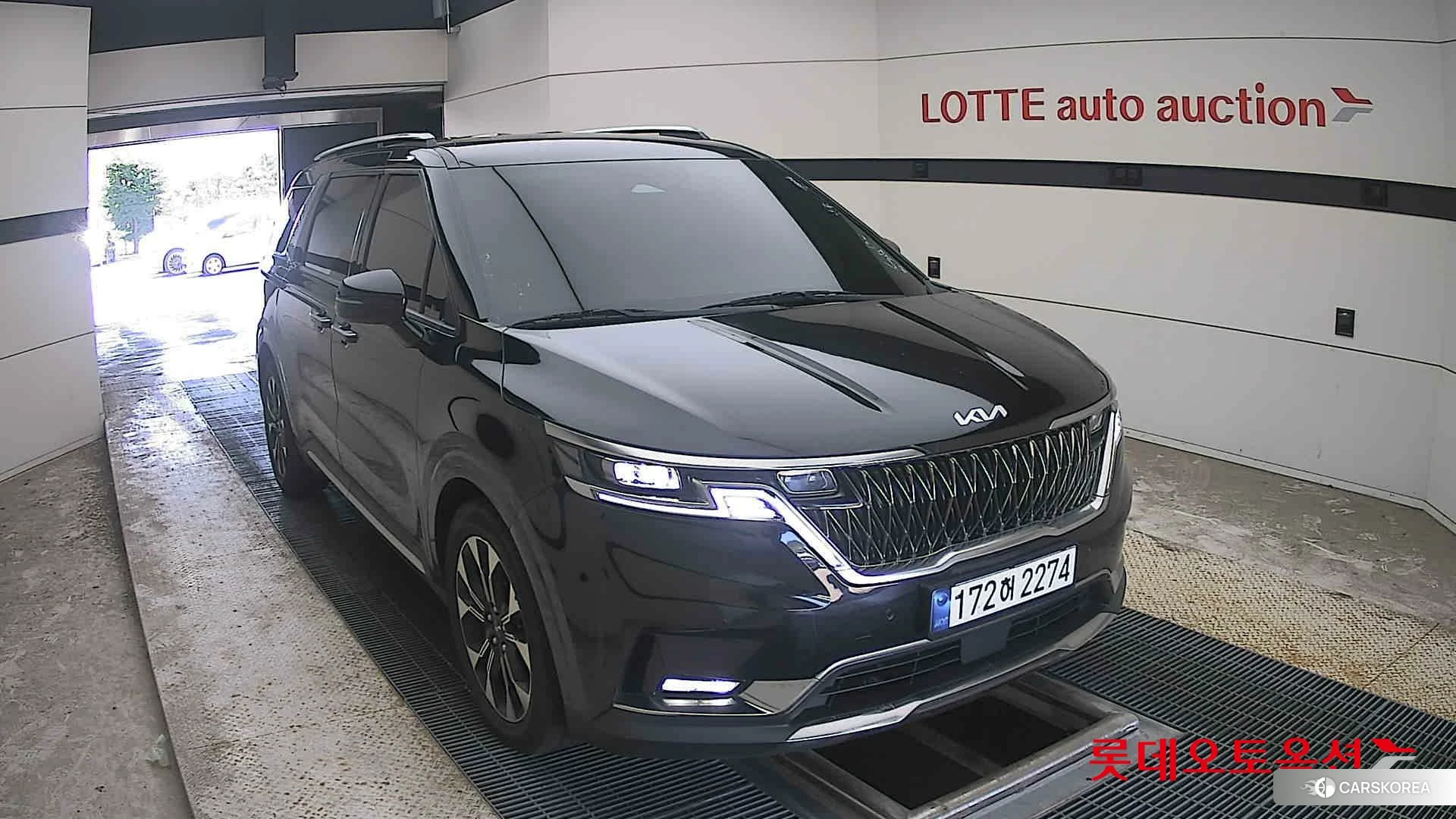 Kia Carnival 2023 Aurora Black Pearl из Кореи, фото 6