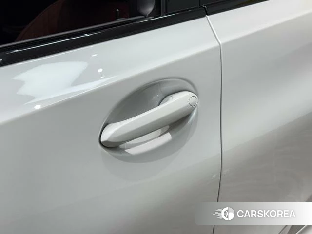 BMW 3 series 2025 Белый из Китая, фото 6