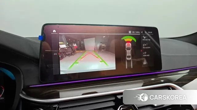 BMW 5 Series (G30) 2022 Серый из Кореи, фото 6