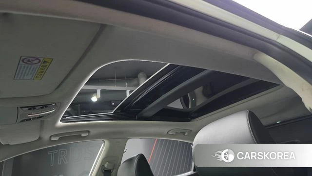 Kia K7 Premier Hybrid 2019 Белый из Кореи, фото 6