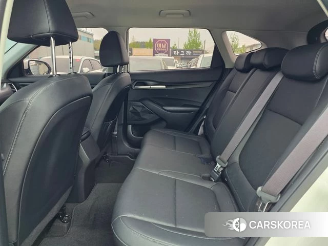 Kia Seltos 2022 Белый из Кореи, фото 6