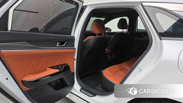 Kia The New K5 3rd generation 2025 Белый из Кореи, фото 6