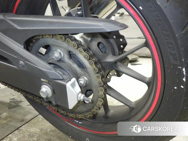 Проданный Honda CBR400R id 3997831 из Японии, фото 6