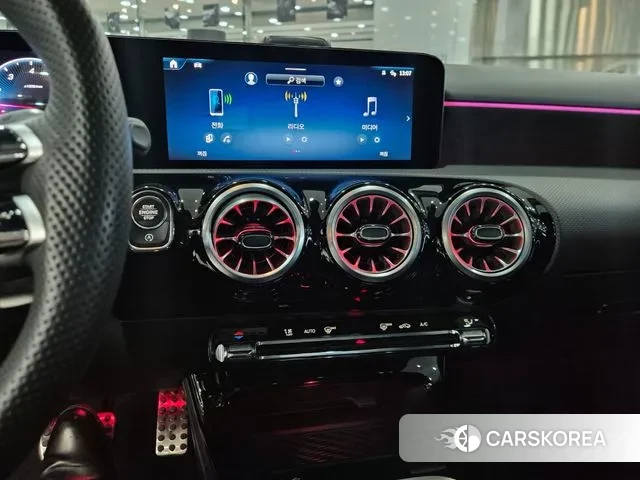 Mercedes-Benz A-Class W177 2024 Белый из Кореи, фото 6