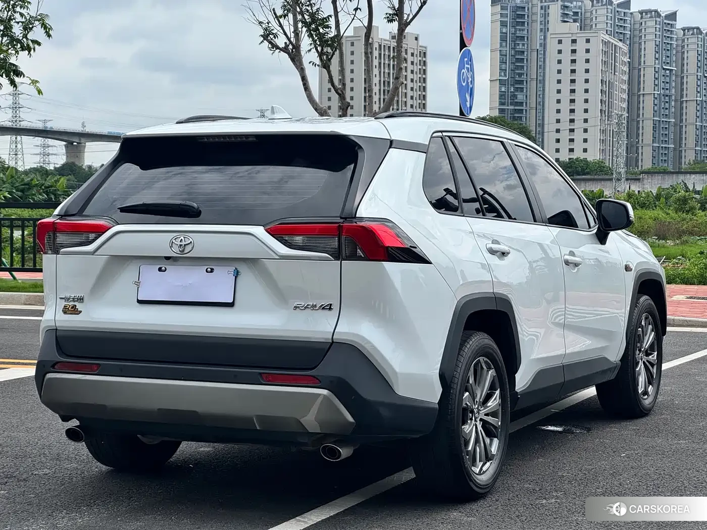 Toyota RAV4 2024 Белый из Китая, фото 6