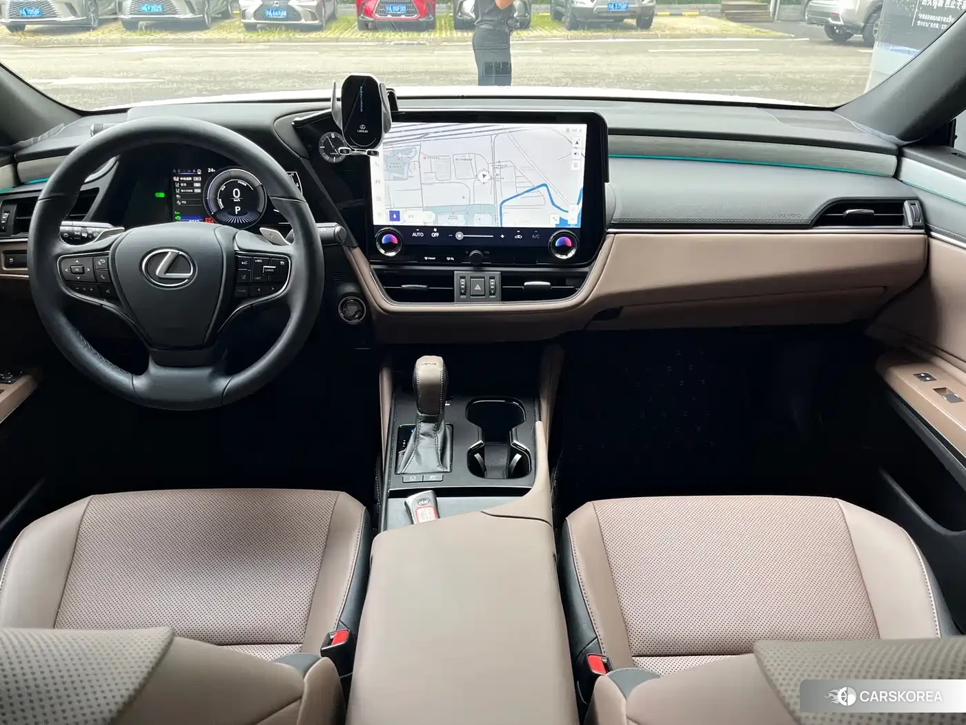Lexus ES id 4654589 из Китая 13