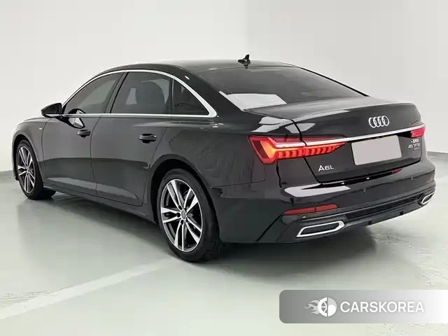 Audi A6L 2025 Черный из Китая, фото 6