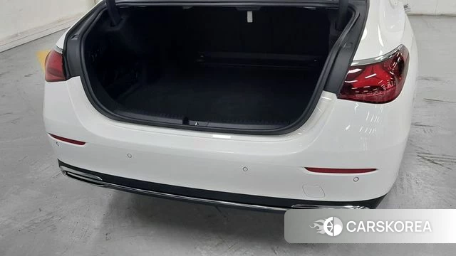 Mercedes-Benz E-Class W214 2025 Белый из Кореи, фото 6