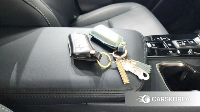 Lexus NX350h Second generation 2023 Черный из Кореи, фото 6