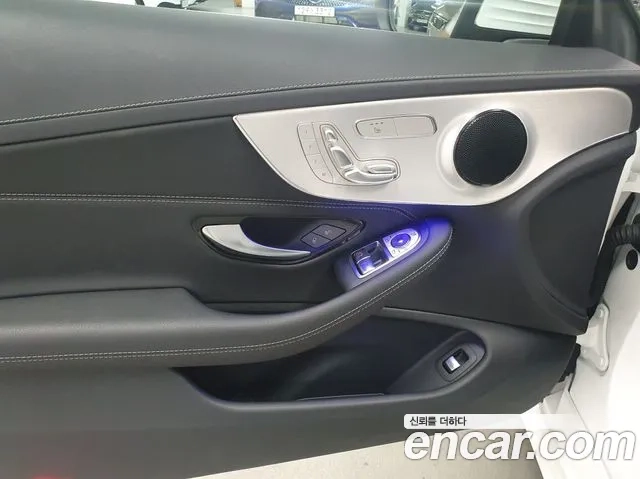 Mercedes-Benz C-Class W205 2023 Белый из Кореи, фото 6