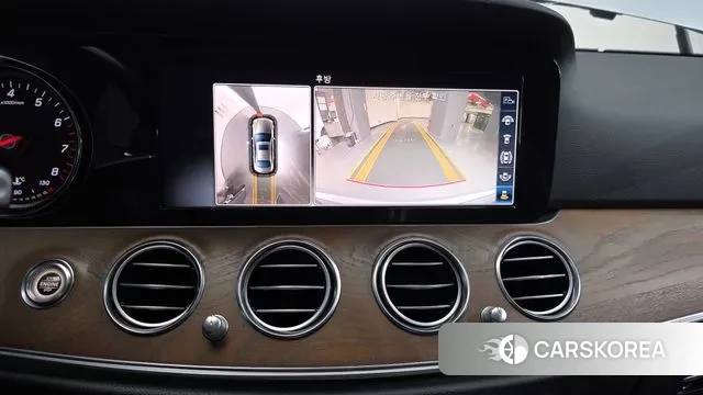 Mercedes-Benz E-Class W213 2018 Серебристо-серый из Кореи, фото 6