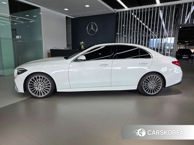 Mercedes-Benz C-Class W206 2023 Черный из Кореи, фото 6