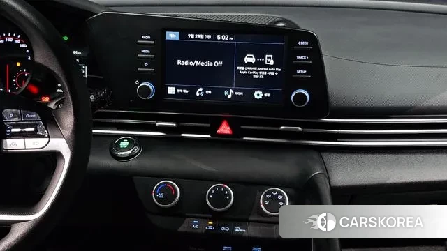 Hyundai Avante (CN7) 2022 Серебристо-серый из Кореи, фото 6